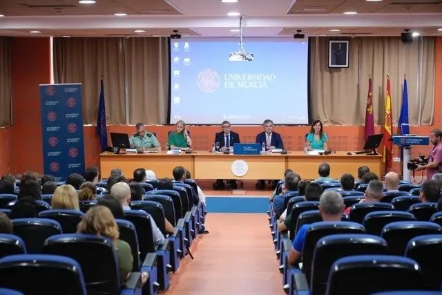 Inauguración de la jornada, donde se ha presentado el valor de las microcredenciales para la prevención de delitos de odio