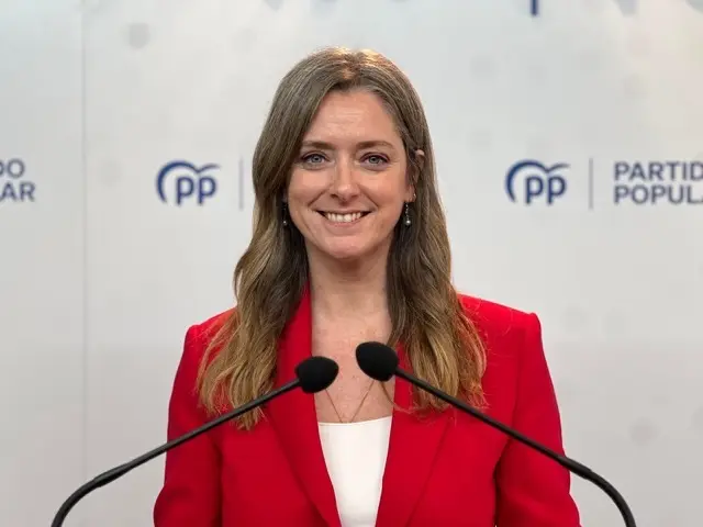 MARÍA CASAJÚS