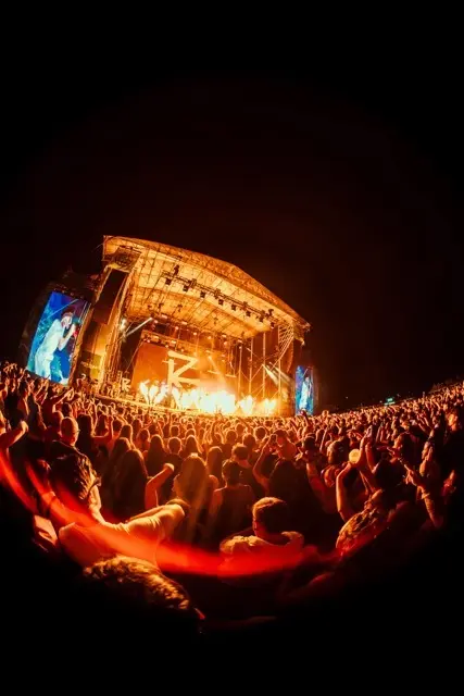 FOTOGRAFÍA FAN FUTURA