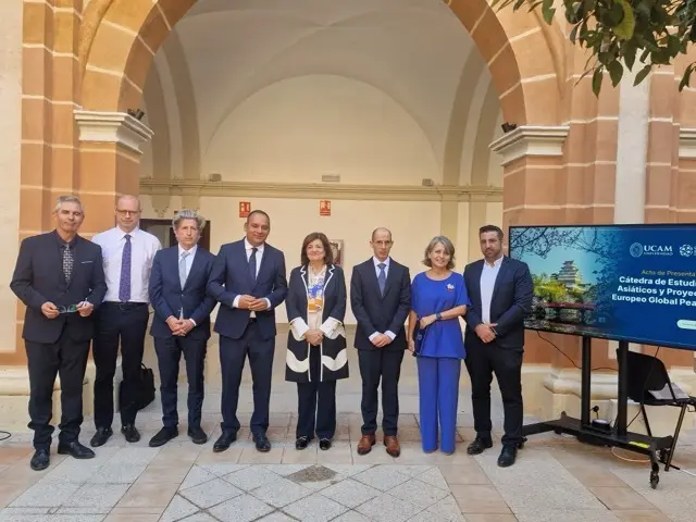 PRESENTACIÓN CÁTEDRA UCAM
