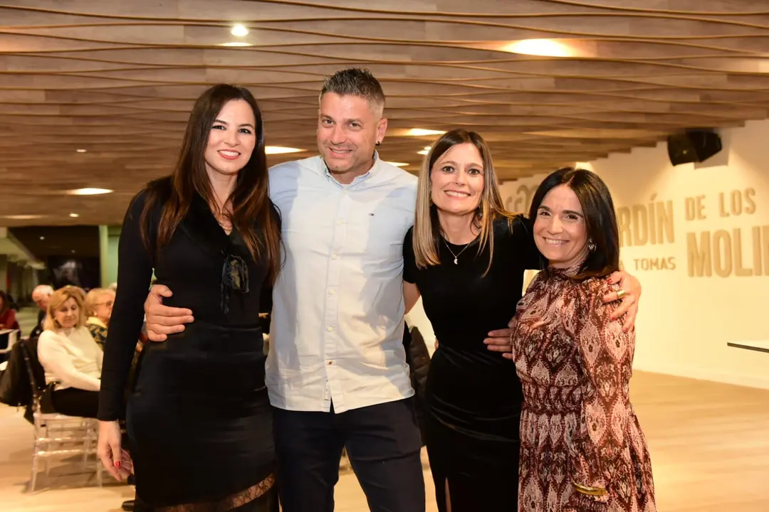 f5006738-3a1b-4e95-9a1e-479a299ed675