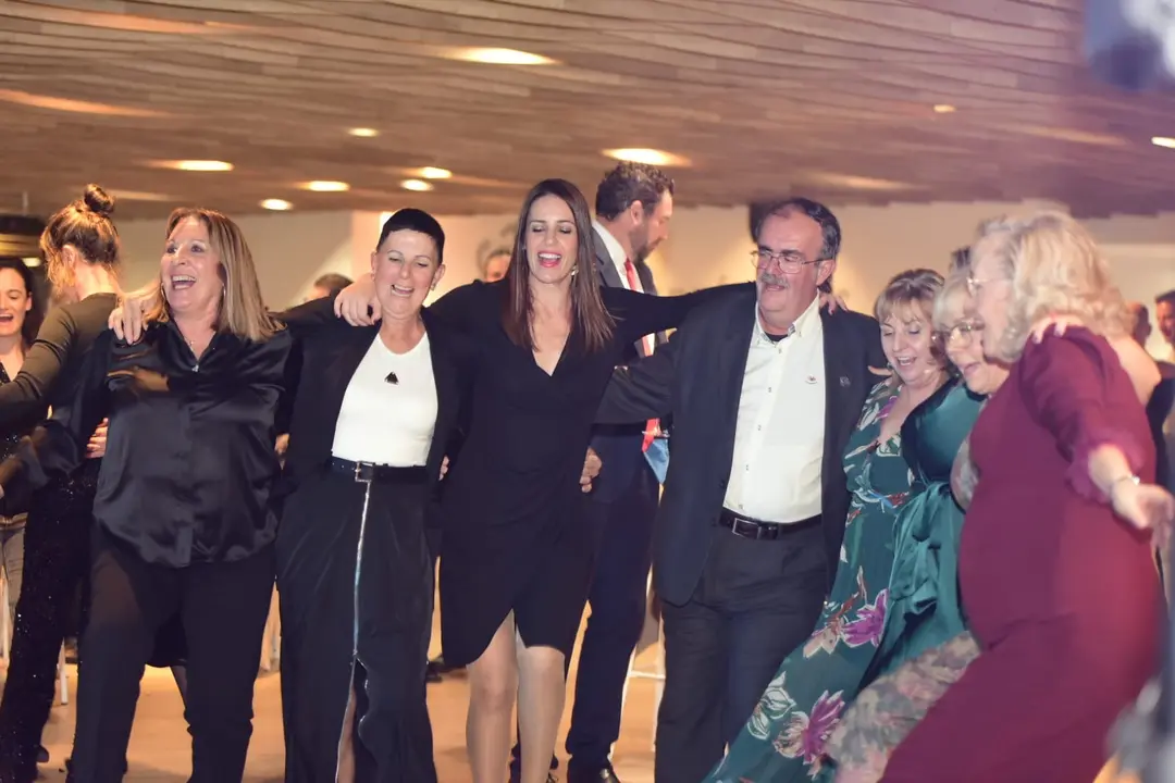 c690363f-c900-4d79-aee9-07a6182b0c9a