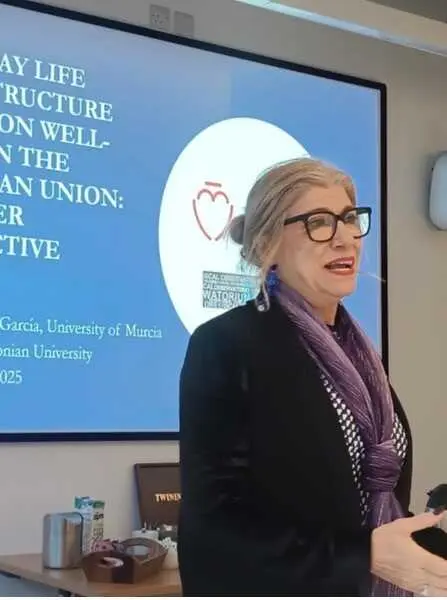 Gloria Alarcón García - Universidad de Murcia