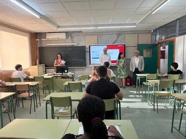 Pruebas certificación idiomas IES El Carmen