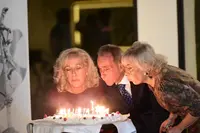 a9e24526-3030-40e5-bd1e-5874f5dca41e