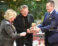 983b7b16-deb0-4a7e-b40f-d5bf23f6e4a5