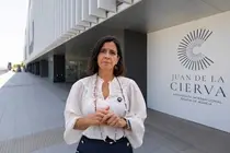 Esther Guzmán Aeropuerto