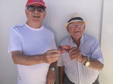 c0326efa-0d17-421e-b247-c38907fd6a99