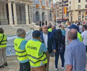 TORRALBA MANIFESTACION LOS NIETOS 9 OCTBR en tamaño mediano