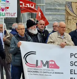 TORRALBA MANIFESTACION FERROCARRIL