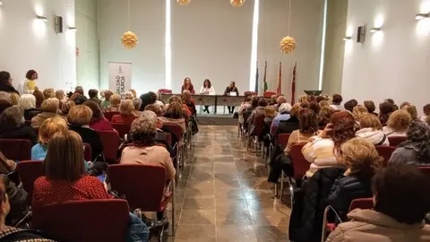 ENCUENTRO MUJERES