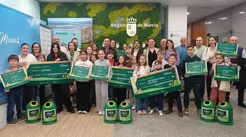 20260211 Ecovidrio Peque Recicladores