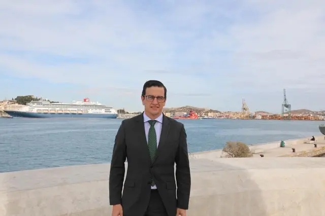 José María Gómez Fuster en tamaño median