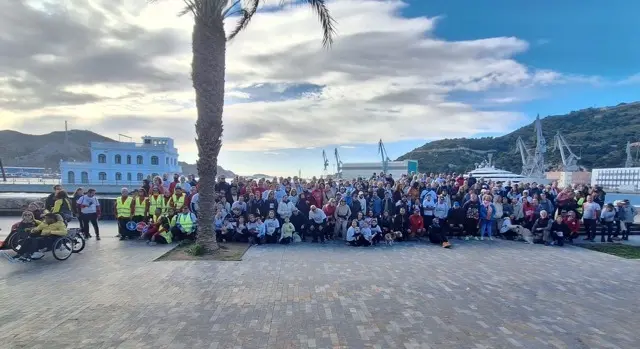 Participantes en la III Marcha &lsquo;Protégete del Sol&rsquo;