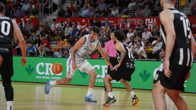 38b8150f-5614-4aff-8fb6-d135a5f8605d