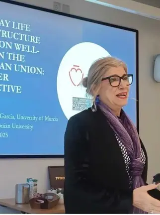 Gloria Alarcón García - Universidad de Murcia