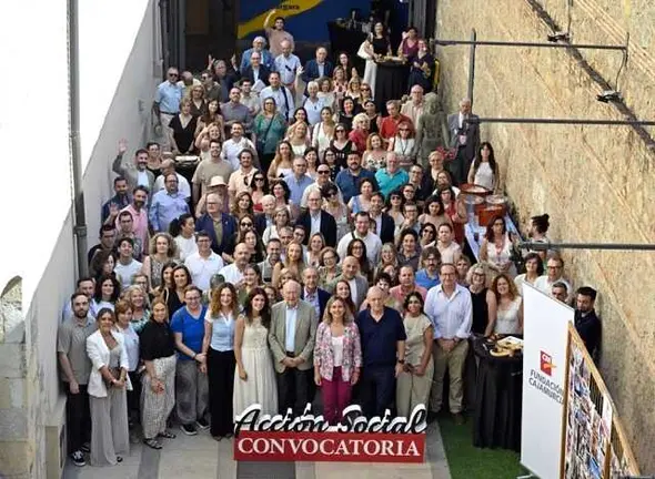 Foto de familia del acto