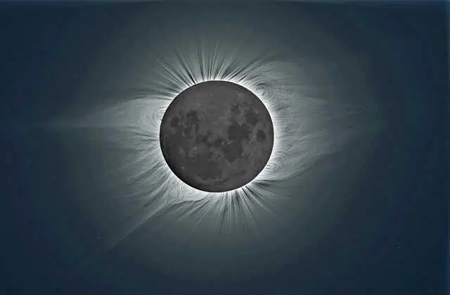 foto de Isidro Villó de un eclipse solar en Siberia en 2008
