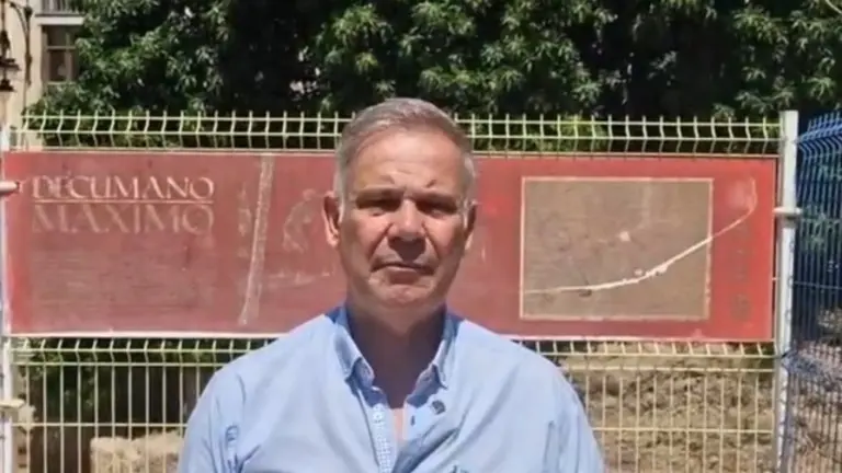 Pedro Contreras Plaza El Lago