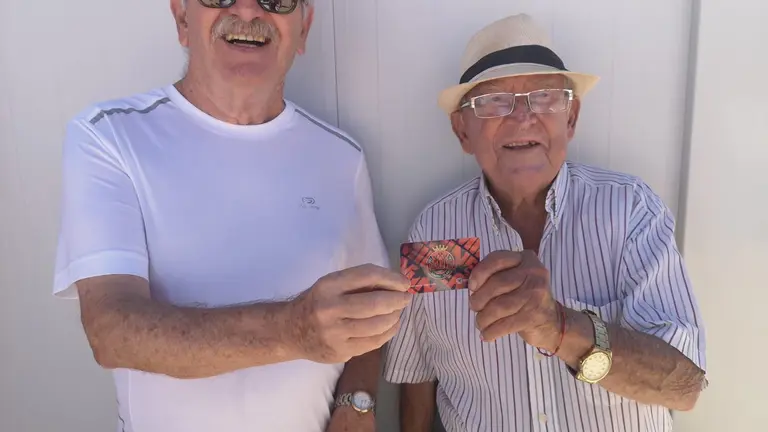 c0326efa-0d17-421e-b247-c38907fd6a99