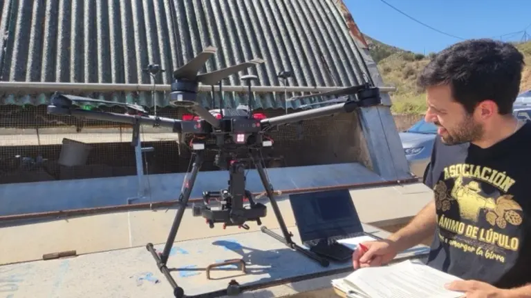 FOTO 1. ALEJANDRO MARTÍNEZ DRON_CEBAS-CSIC