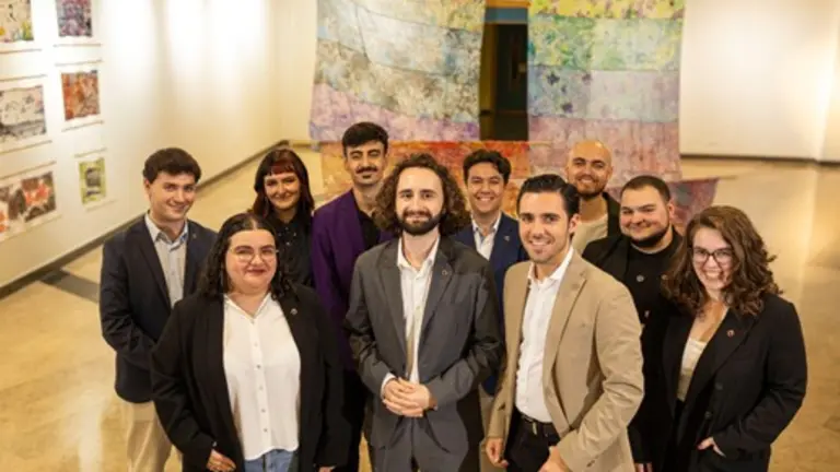 La nueva junta directiva con Antonio Nicolás en el centro