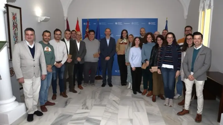 Medallas_excelencia_investigadores_UPCT_Foto grupo_UPCT 2025