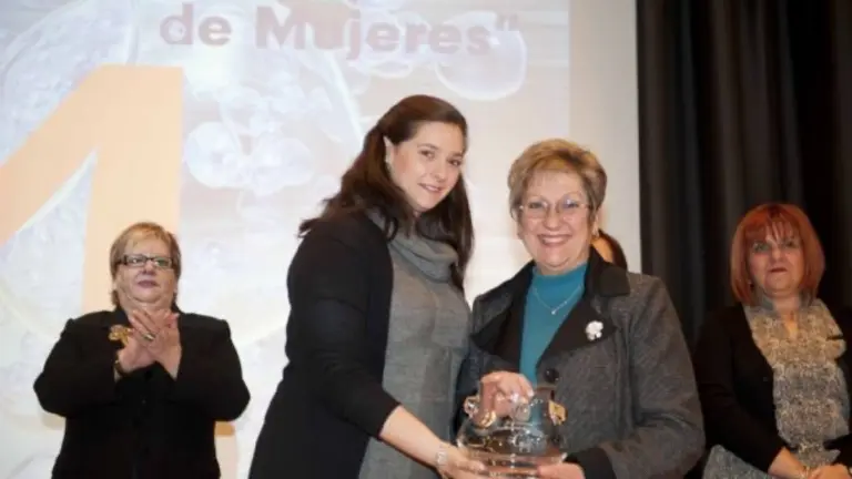 1d72806f-05f5-4084-881a-d176406d3a8a