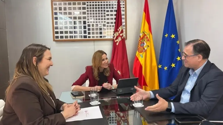 20260323EmpleoConstrucciónFrecom