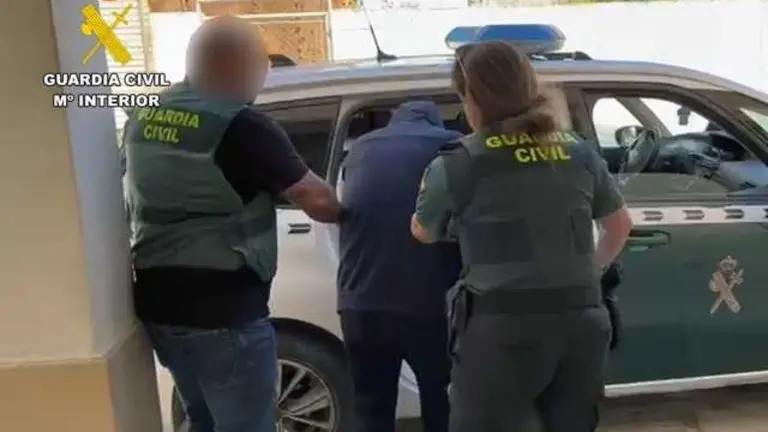 DETENIDO ROBOS VIOLENCIA CABEZO