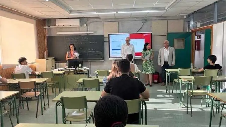 Pruebas certificación idiomas IES El Carmen