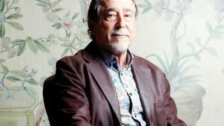 ESPLA.P.PL_.RETRATO