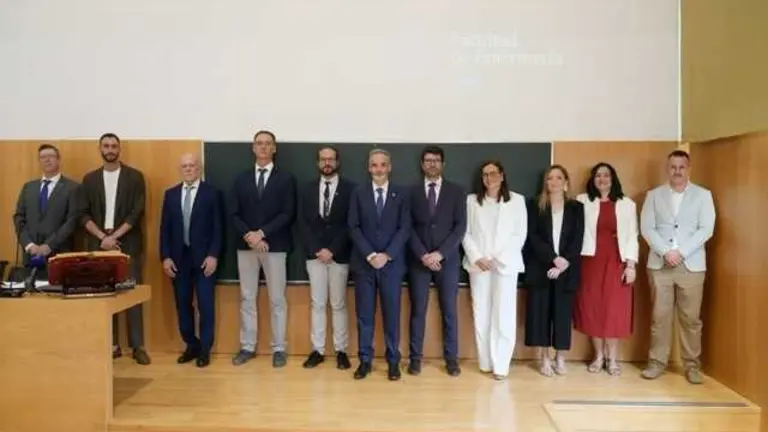 Equipo decanal de la Facultad de Enfermería