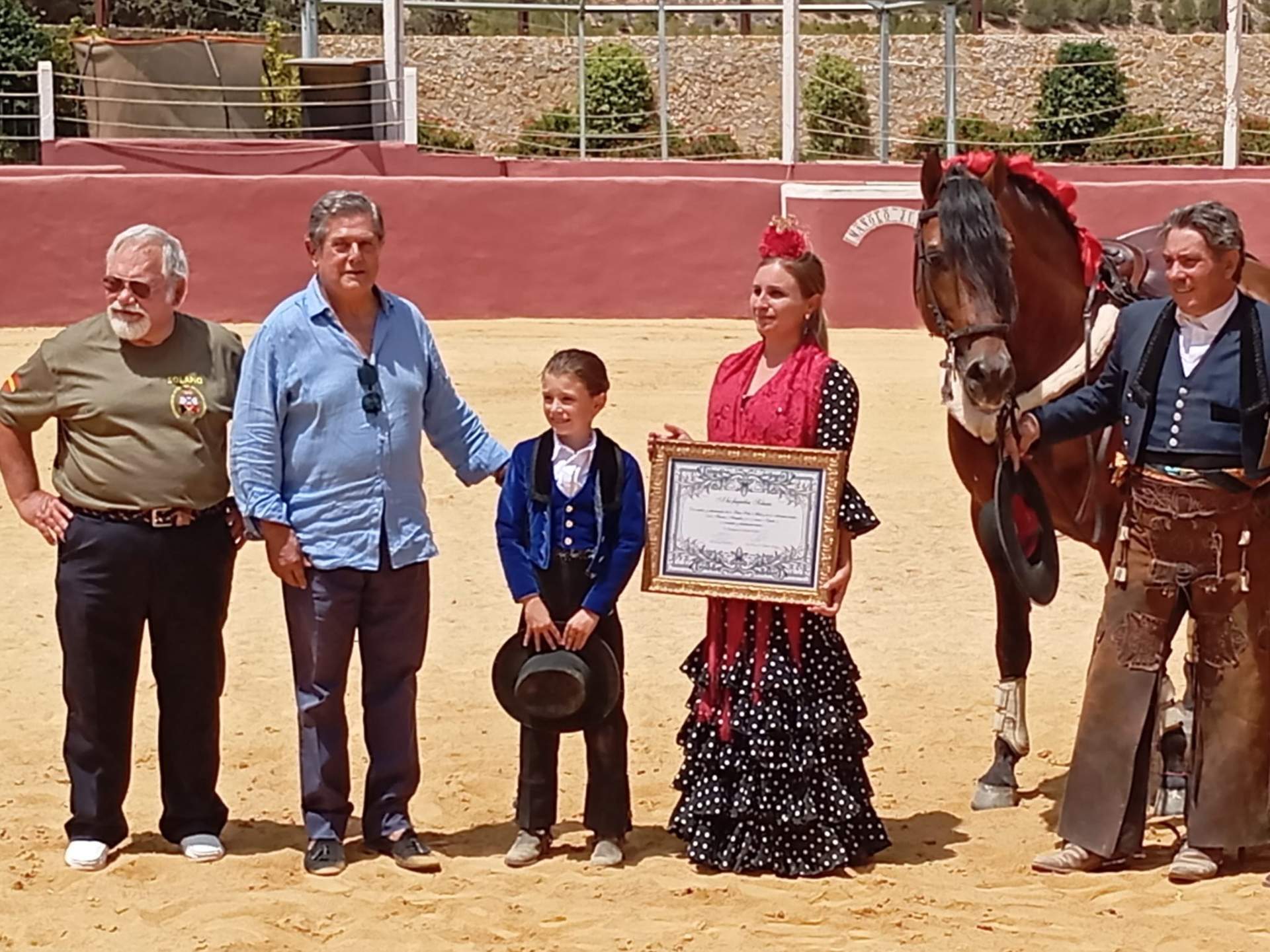 Diploma a la familia Solano