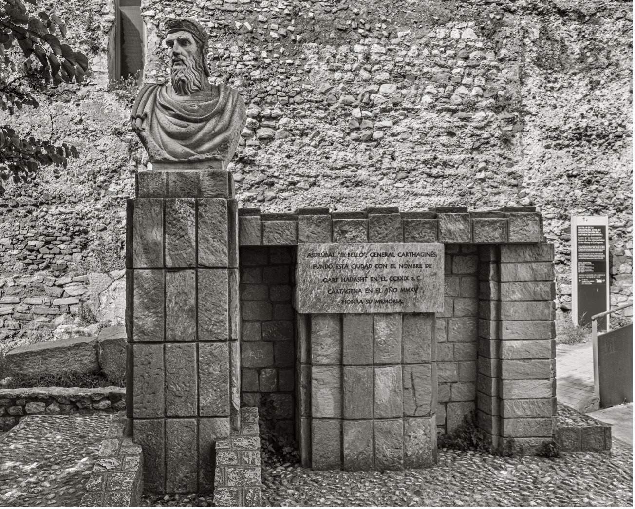 Busto Asdrúbal