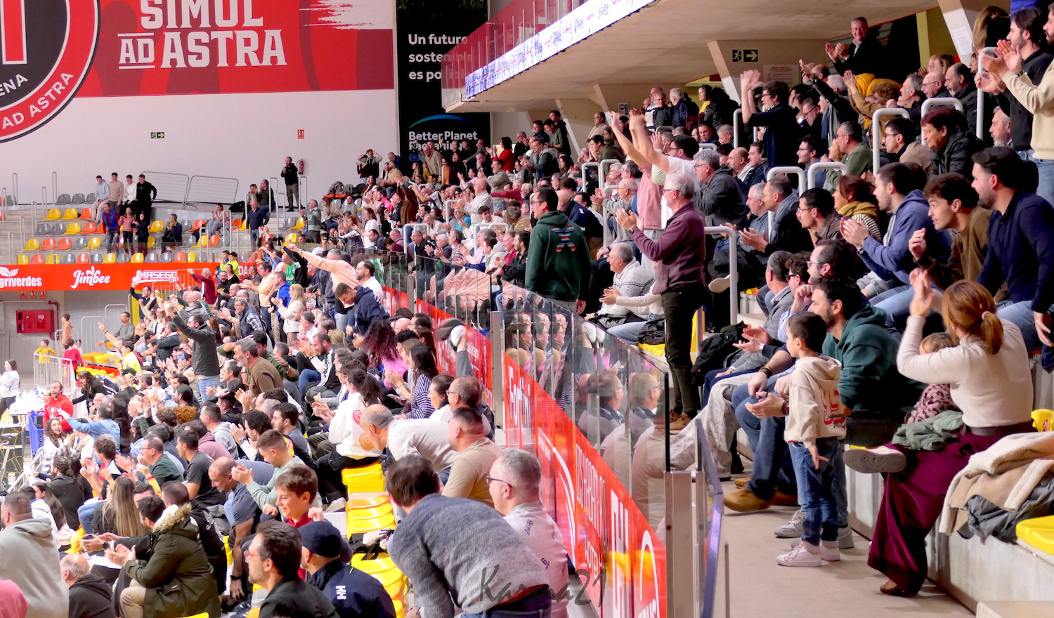 933771d9-bebd-4d3c-89ec-cc629a2928f3