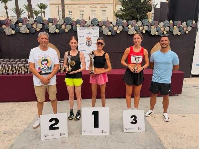Podio femenino Carrera Águilas